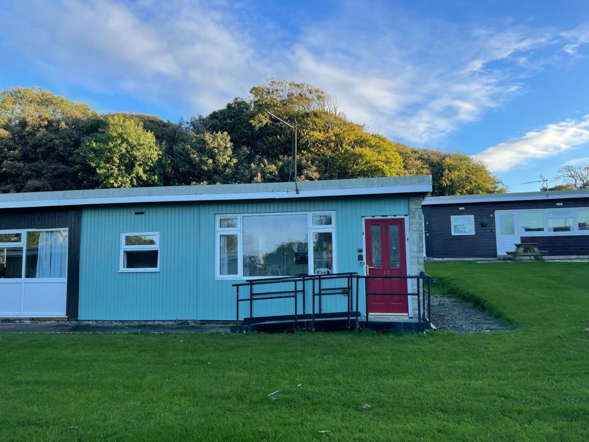 Entire Cozy Chalet In Bideford Bay Holiday Park מראה חיצוני תמונה